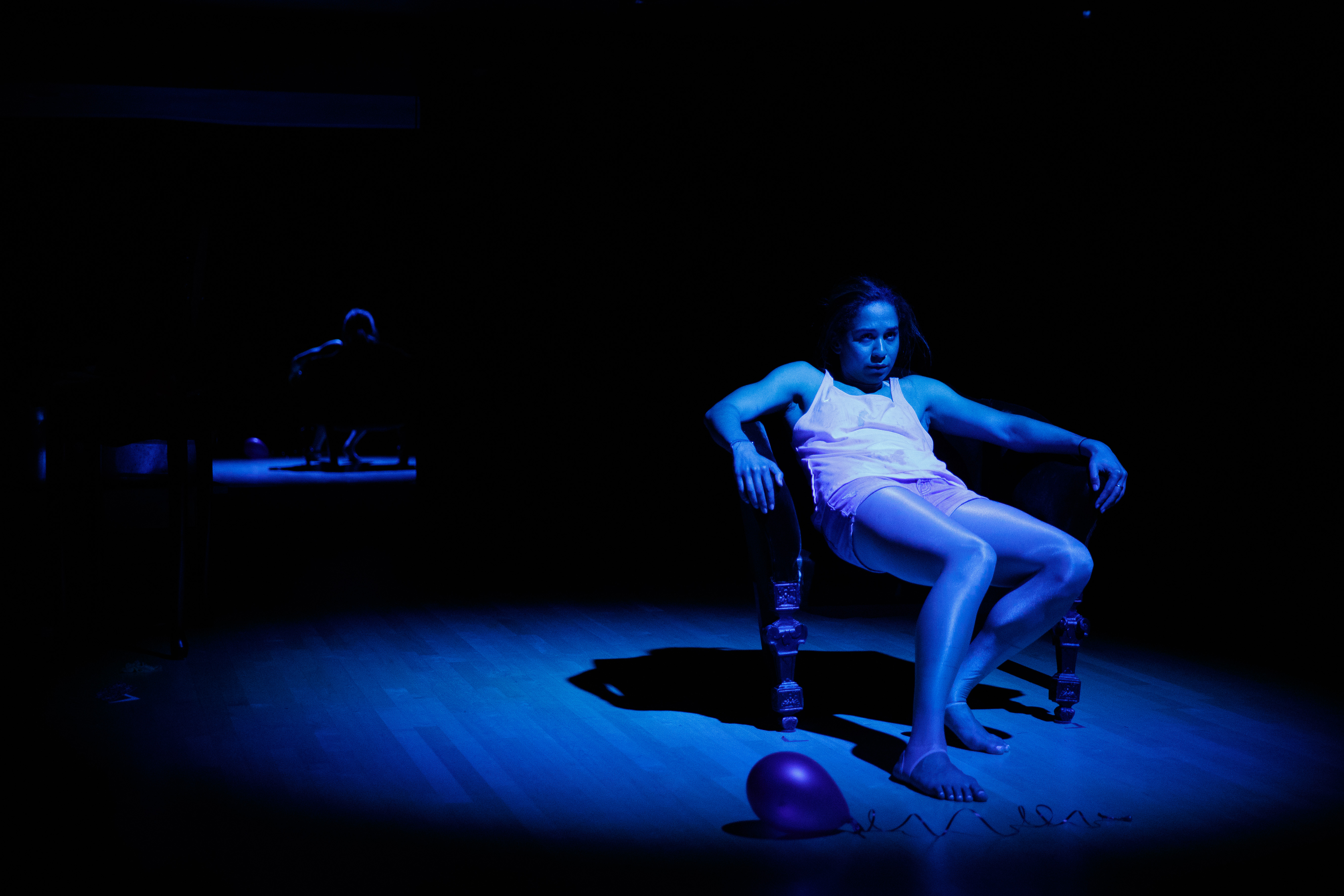 Crisis in the Life of an Actress — performance Image